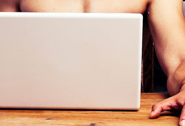 6 signs you’re addicted to porn